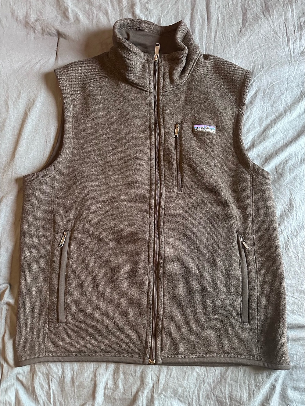 Patagonia Men's Charcoal Gray Full-Zip Fleece Vest - Size Medium